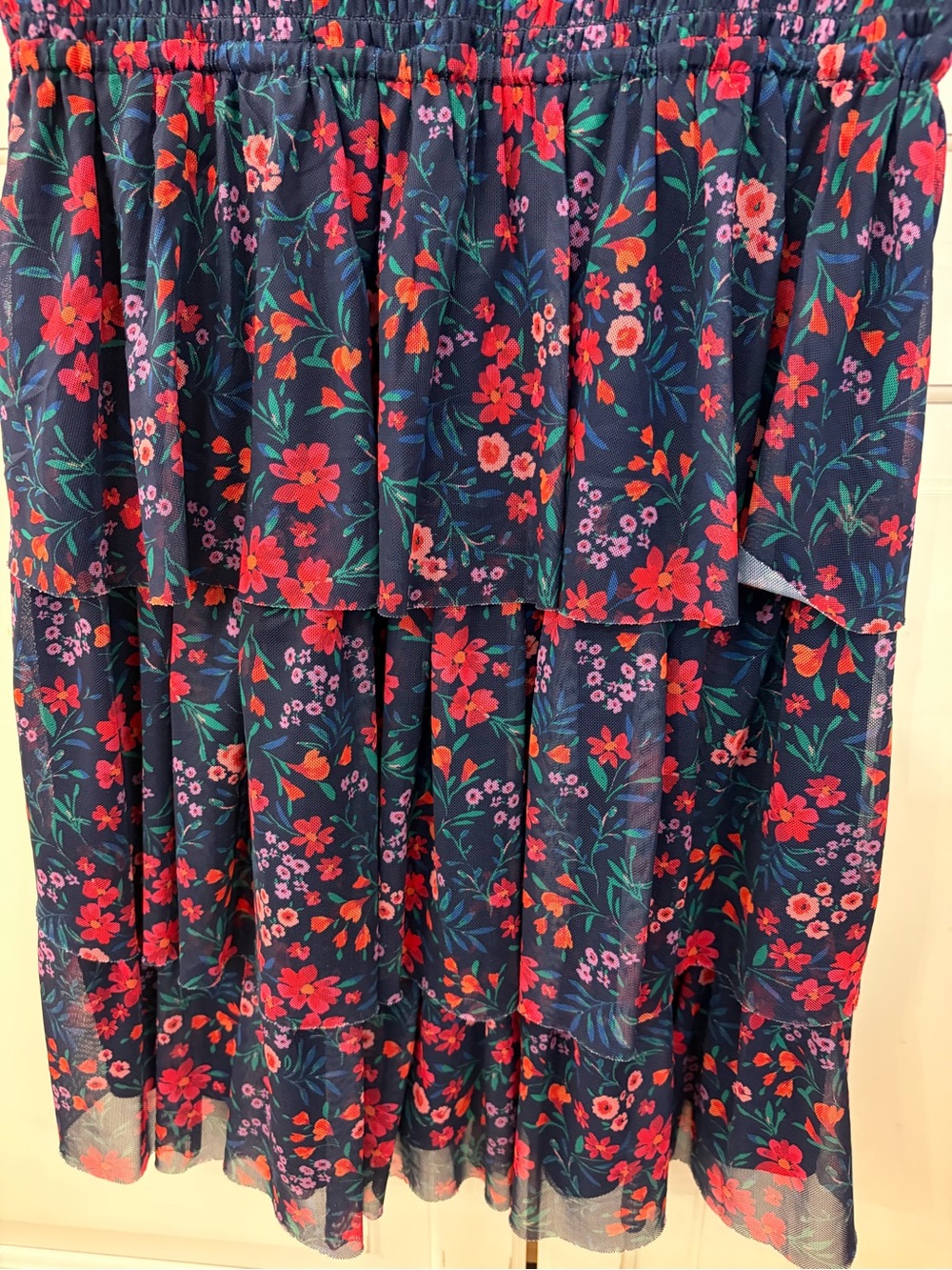 Women’s Draper James blue and red Alana dress size medium - Picture 7 of 9